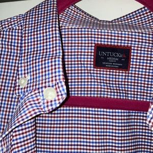 Untuckit medium shirt